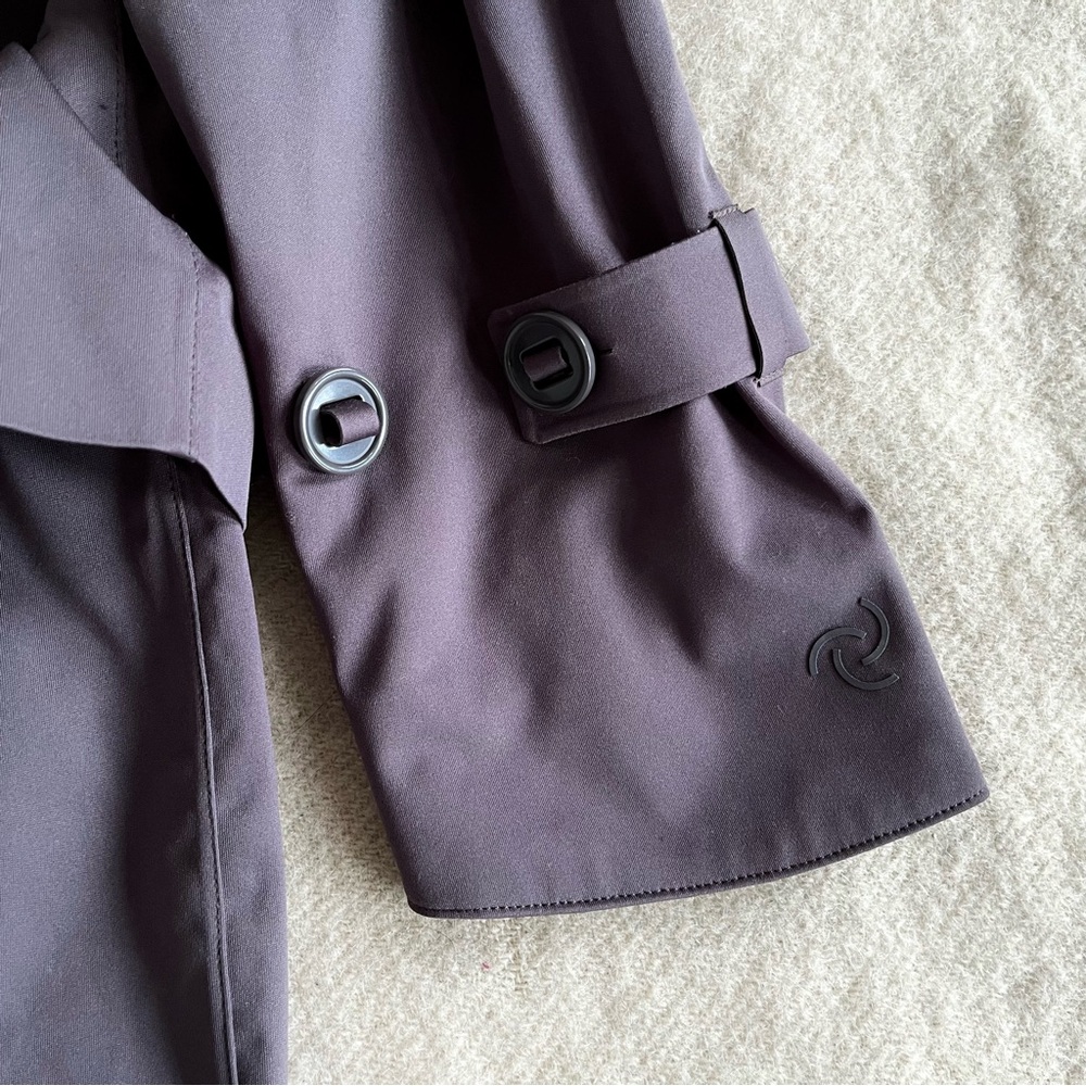 Protected Species waterproof city Walker jacket in storm grey - Picture 11 of 15